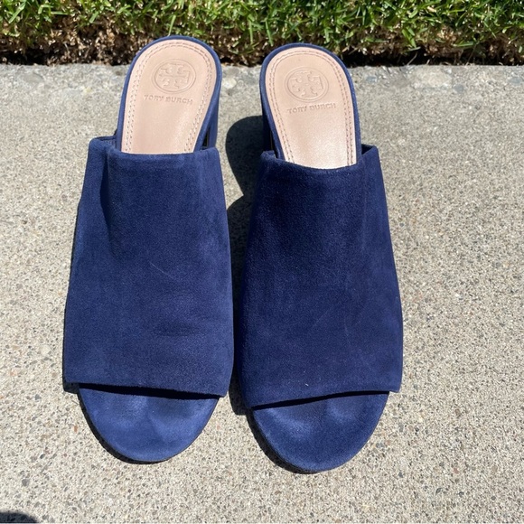 EUC Tory Burch Peep Mule Sandals Navy Blue Suede Size 7.5 - Picture 3 of 13